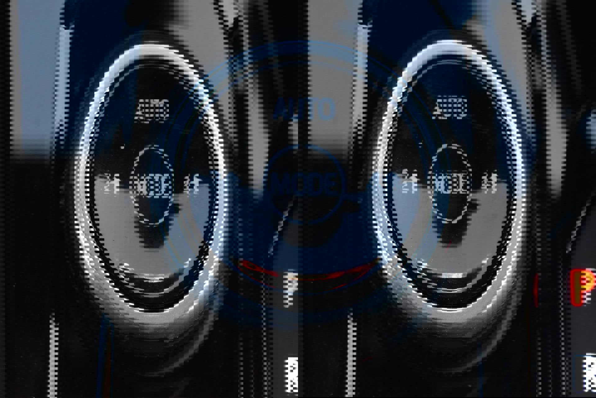 New 2026 GMC Canyon Elevation w/ Convenience Package image 31