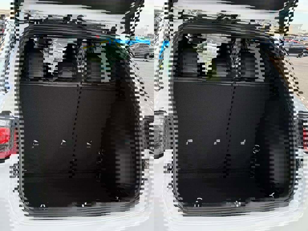 New 2026 Jeep Compass Latitude image 23