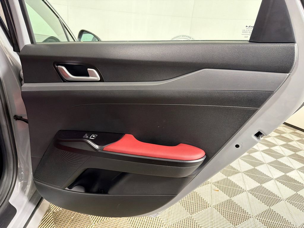 Used 2024 Kia K5 GT-Line w/ GT-Line Premium Package image 17