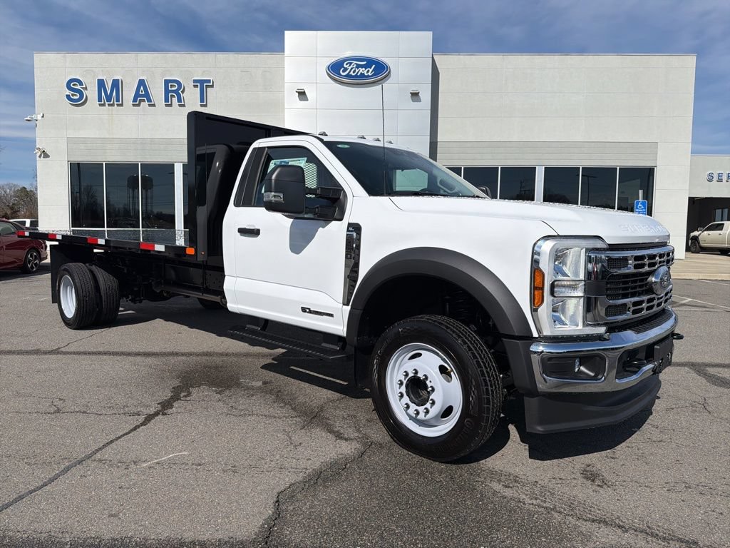 New 2026 Ford F450 XL w/ XL Chrome Package RWD image 1