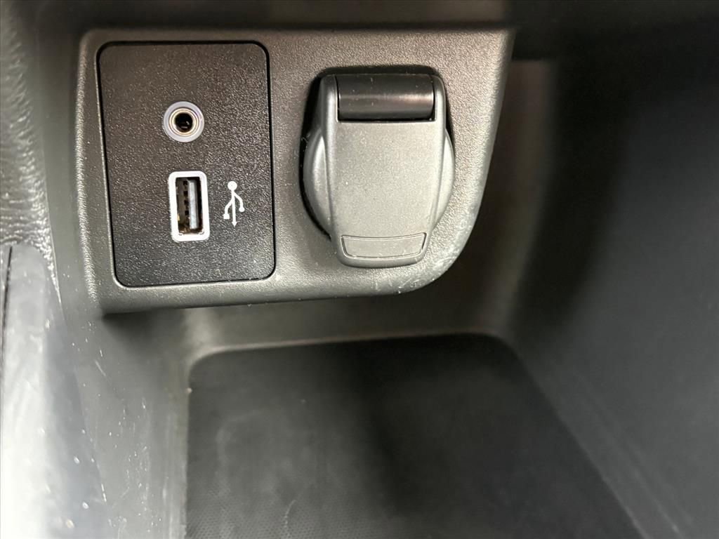 Used 2025 Nissan Versa S image 23