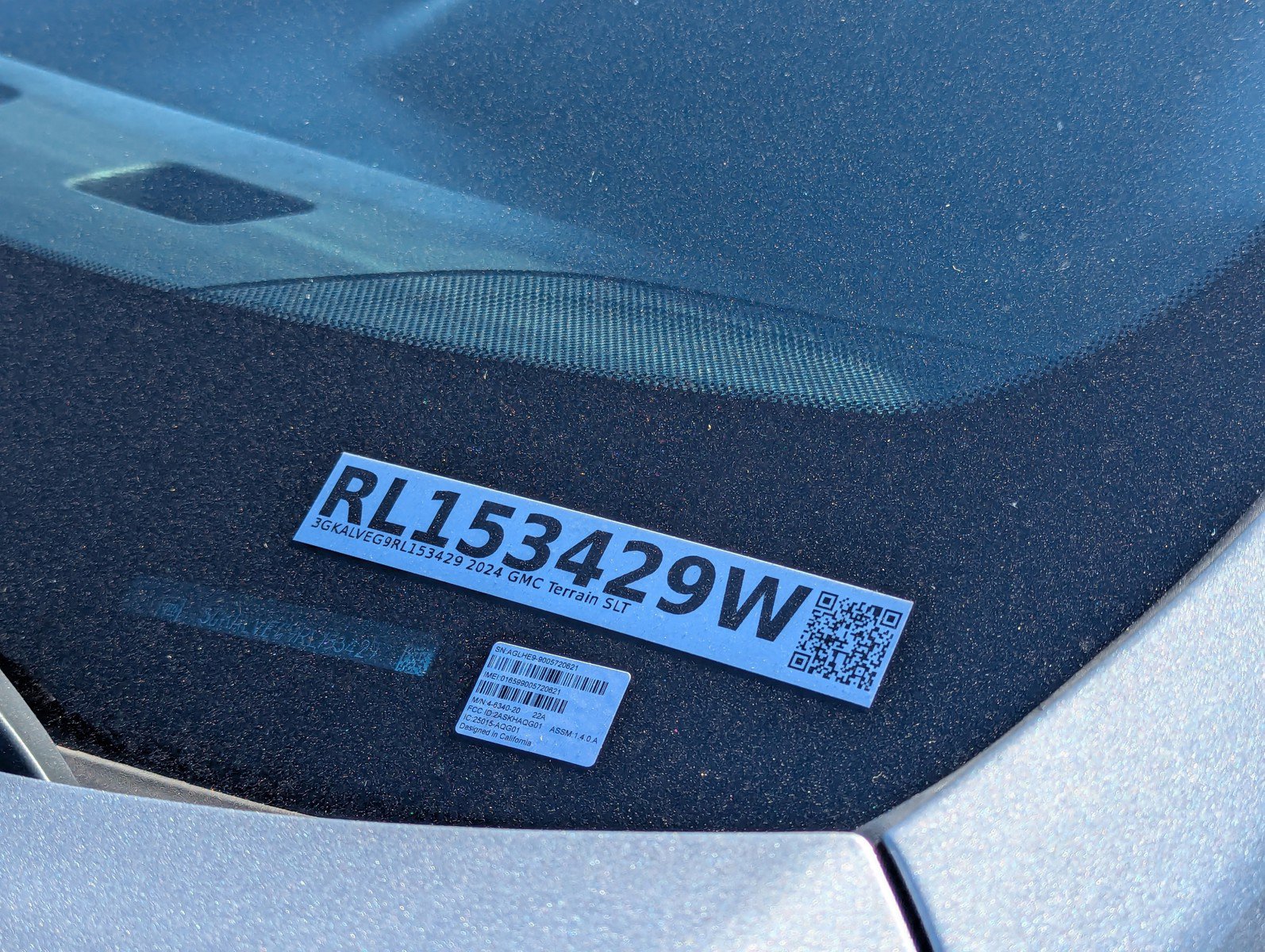 Certified 2024 GMC Terrain SLT image 33