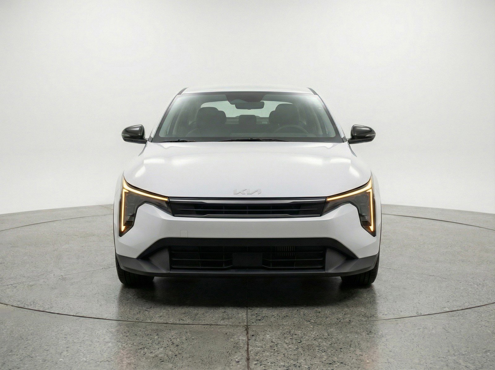 Used 2025 Kia K4 LXS image 2