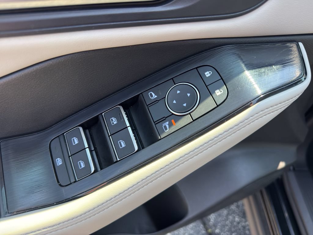 Certified 2023 Nissan Rogue SL w/ SL Premium Package AWD/4WD image 12