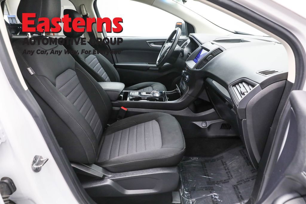 Used 2020 Ford Edge SE image 24