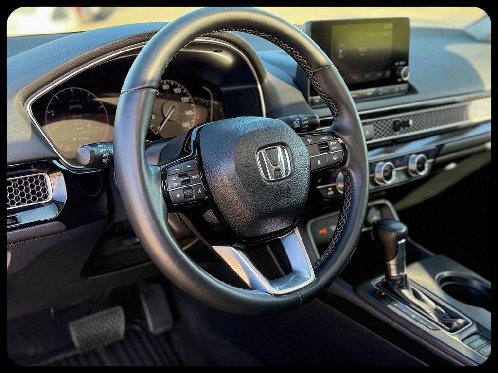 Used 2024 Honda Civic EX-L image 18
