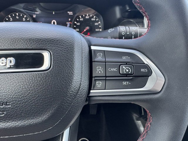 Used 2022 Jeep Compass Trailhawk image 14