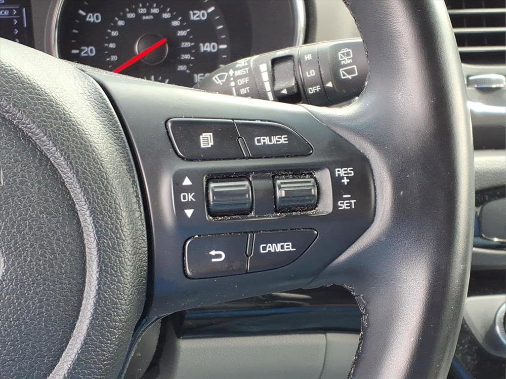 Used 2021 Kia Sedona EX image 30