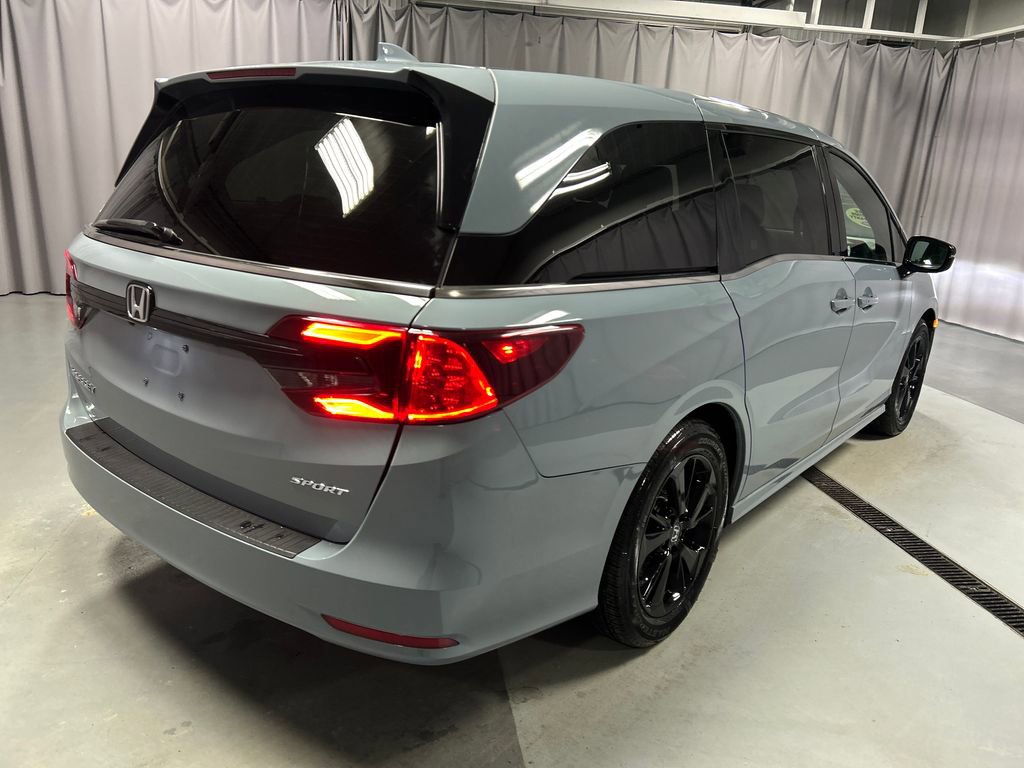 Used 2024 Honda Odyssey Sport image 7