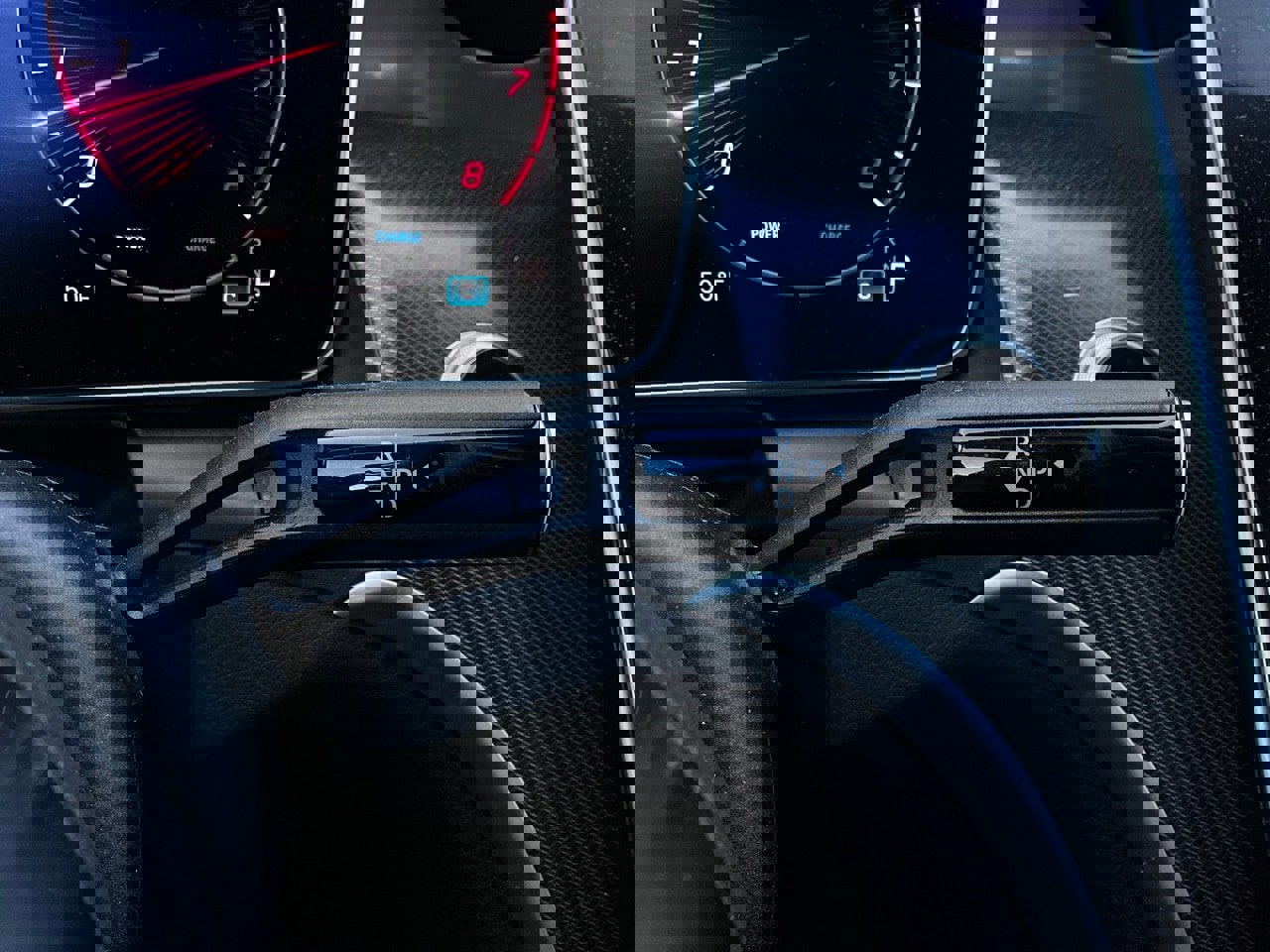 Used 2024 Mercedes-Benz GLC 300 4MATIC image 41