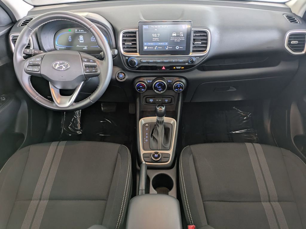 Used 2025 Hyundai Venue SEL FWD image 24