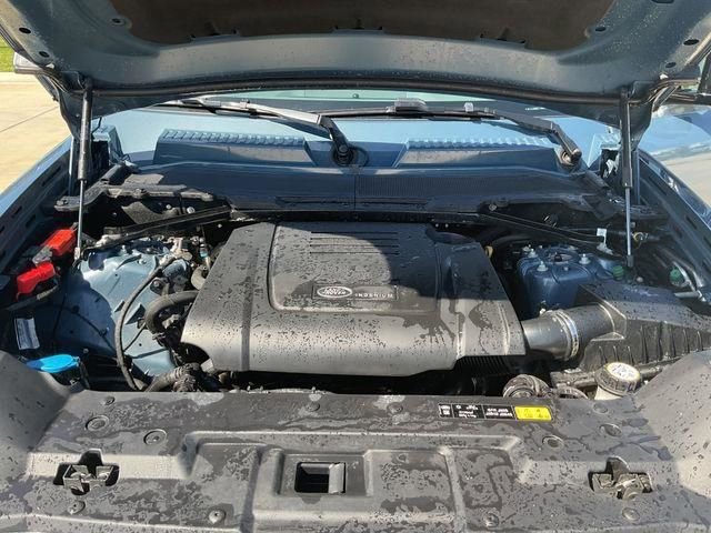 Used 2024 Land Rover Defender 110 S image 39