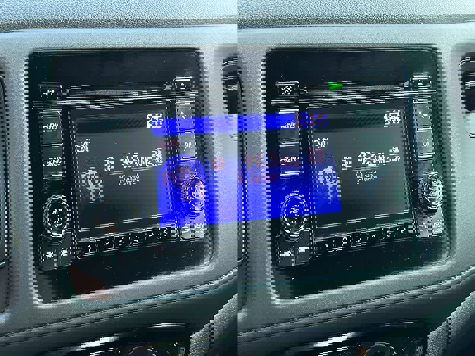 Used 2017 Honda HR-V LX image 19