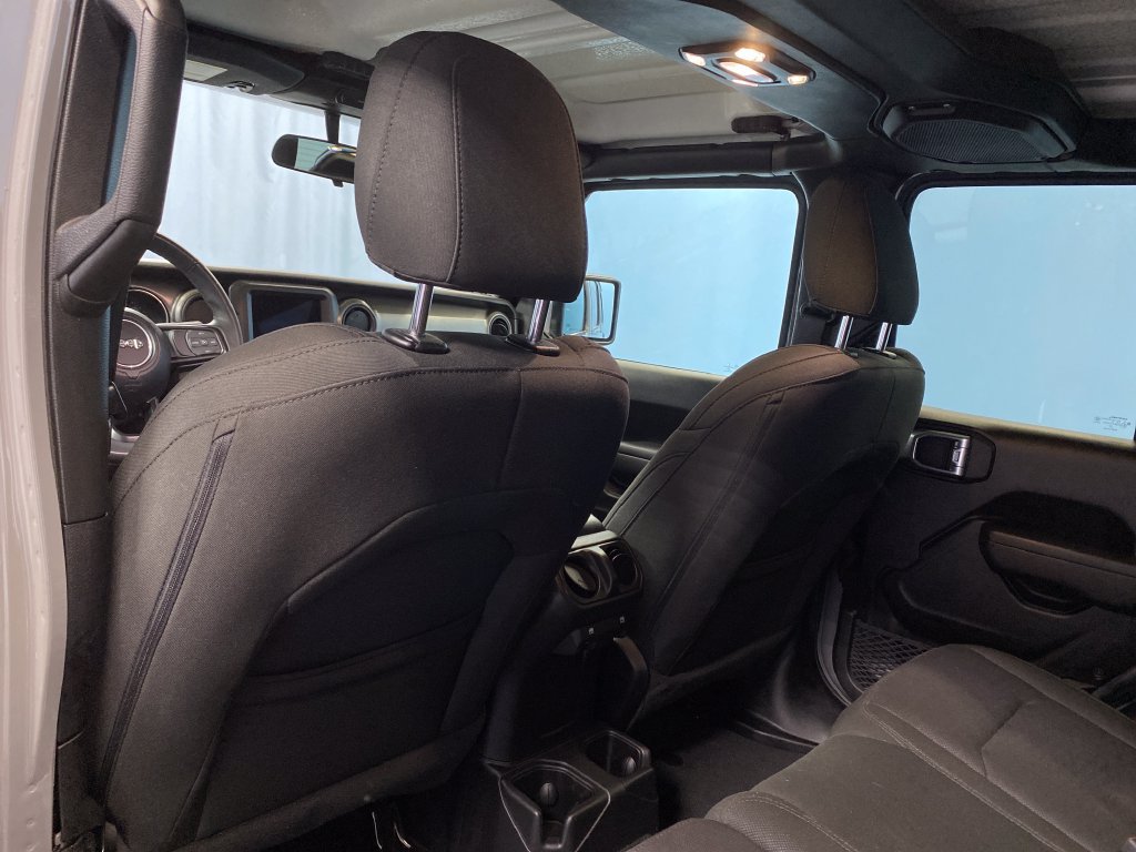 Used 2023 Jeep Wrangler Unlimited Sport AWD/4WD image 27