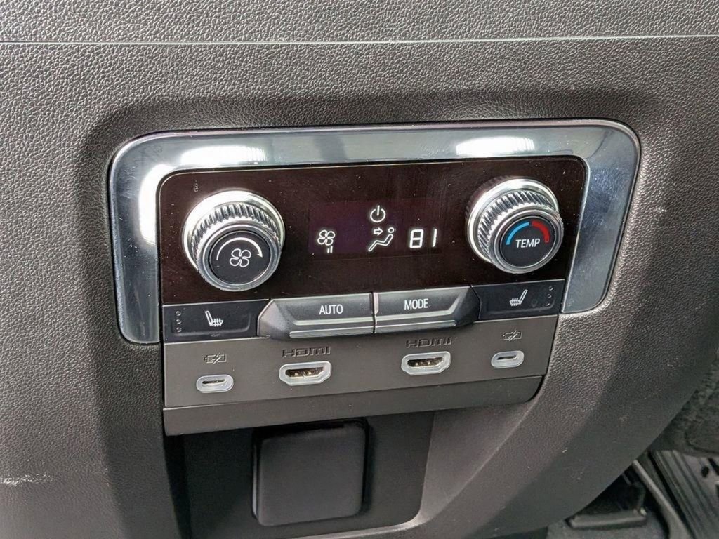 Used 2023 GMC Yukon XL Denali Ultimate image 30