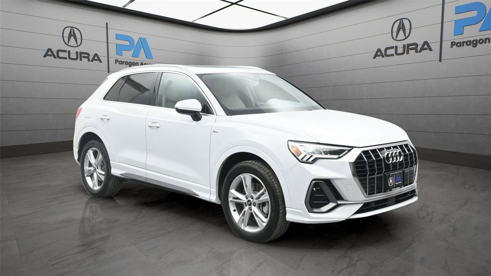Used 2022 Audi Q3 2.0T Premium Plus w/ Premium Plus Package image 29
