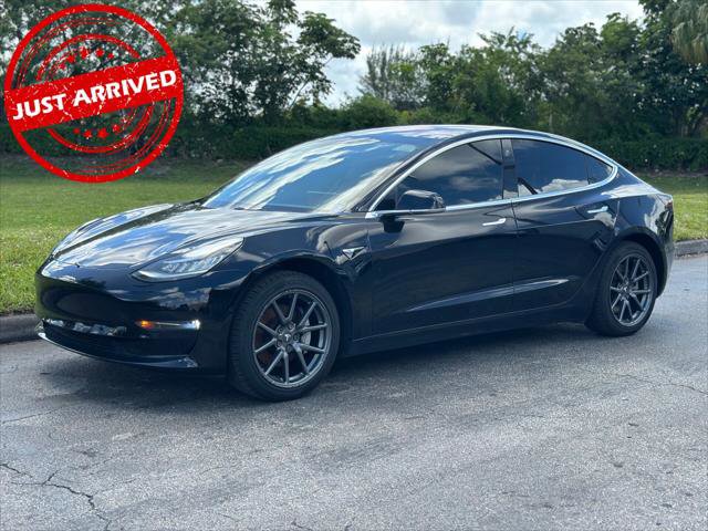 Used 2018 Tesla Model 3 Long Range image 2