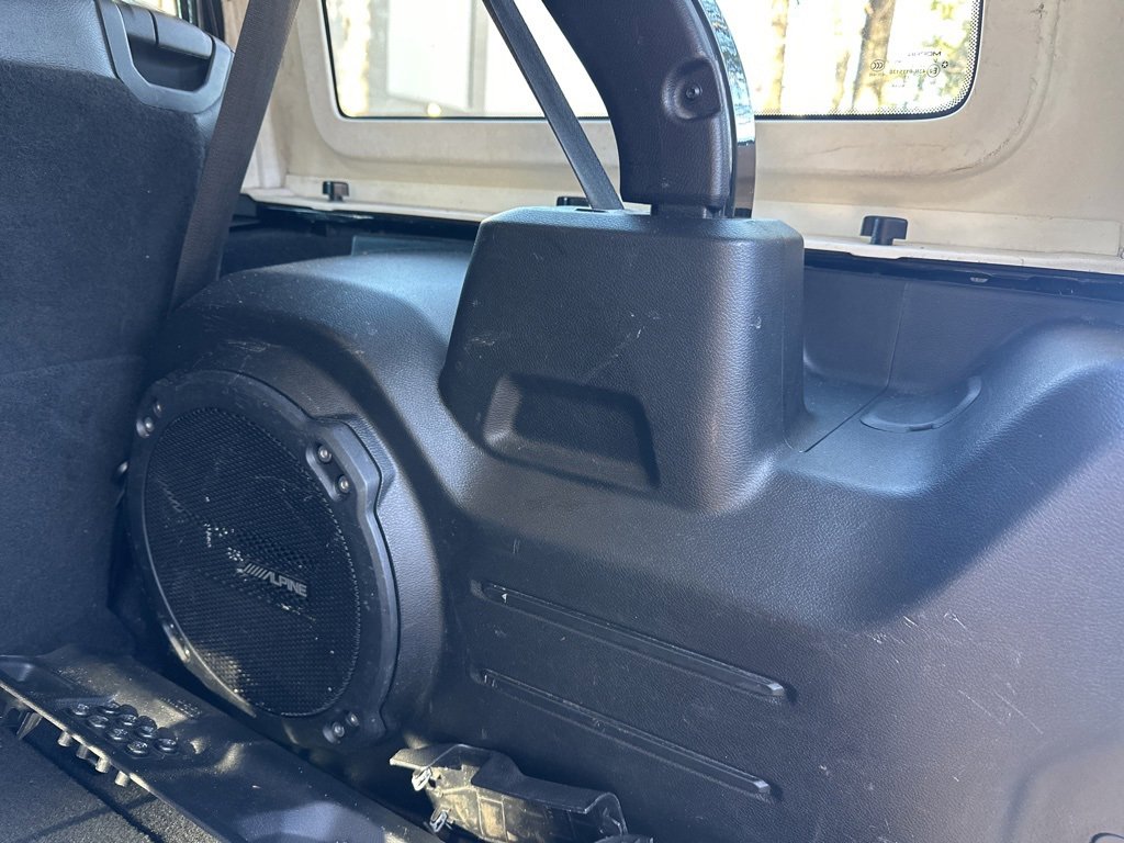 Used 2018 Jeep Wrangler Unlimited Sahara w/ LED Lighting Group image 33