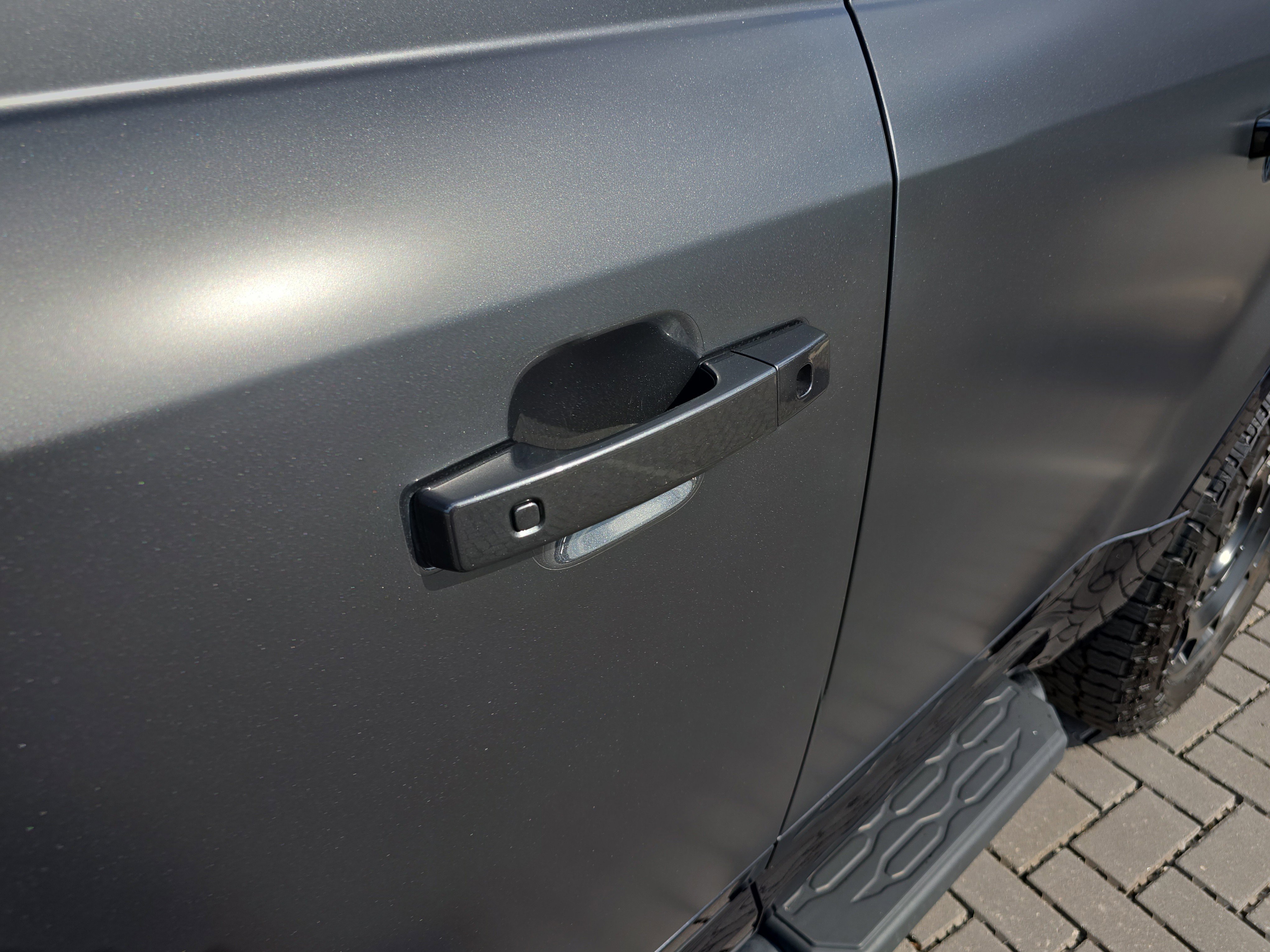 Used 2024 Land Rover Defender 110 Carpathian Edition image 13