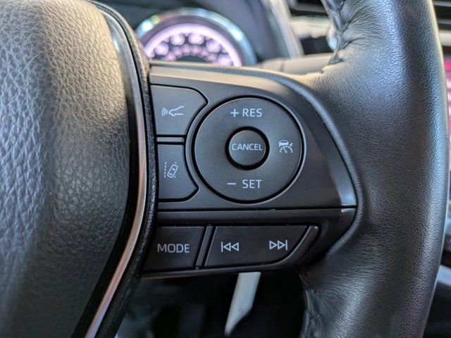 Used 2020 Toyota Camry SE image 22