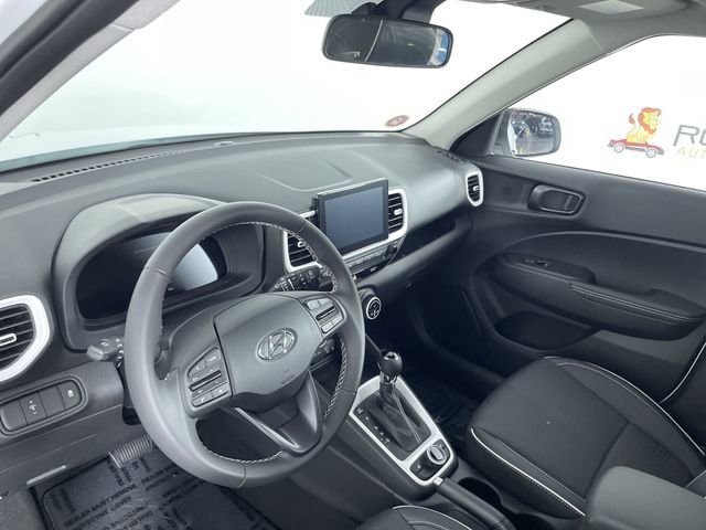 New 2026 Hyundai Venue SEL FWD image 19