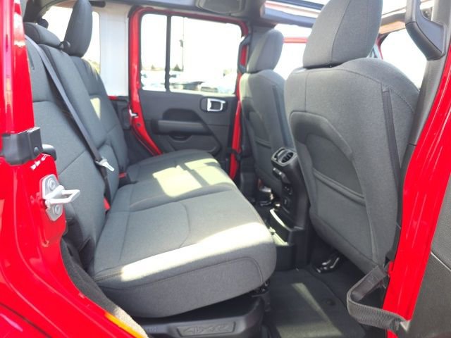 Used 2025 Jeep Wrangler Sahara 4xe w/ Safety Group image 58