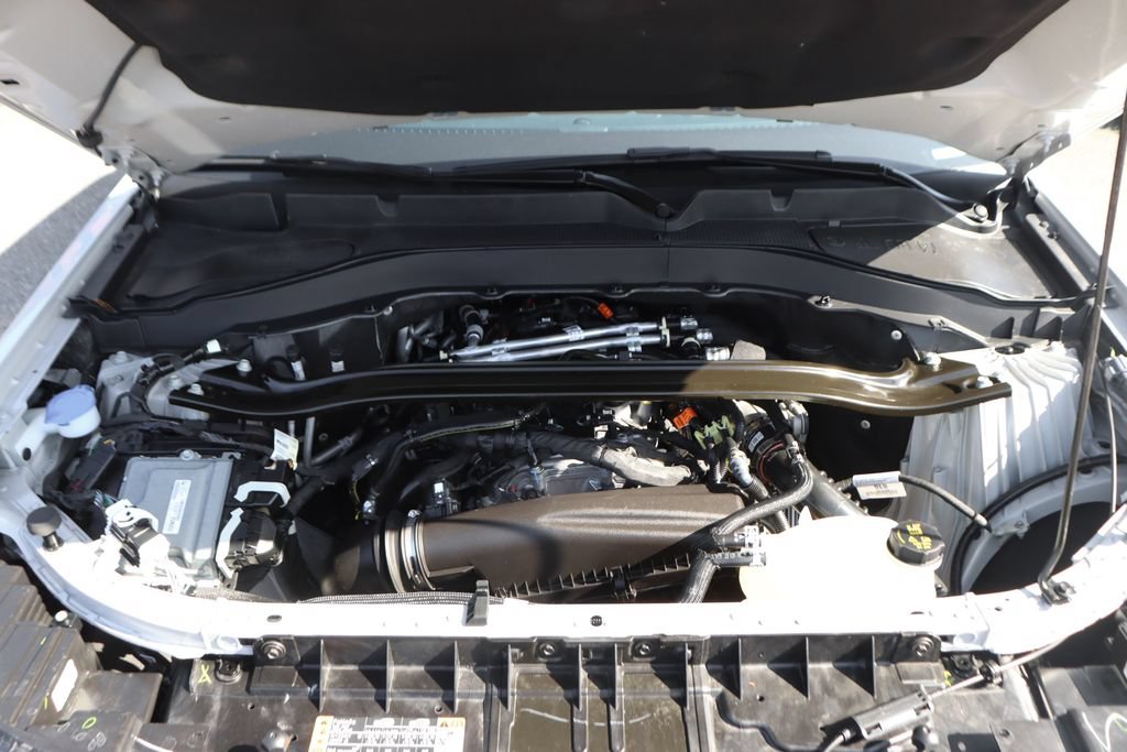 Used 2026 Ford Explorer ST-Line w/ ST-Line Street Pack AWD/4WD image 13