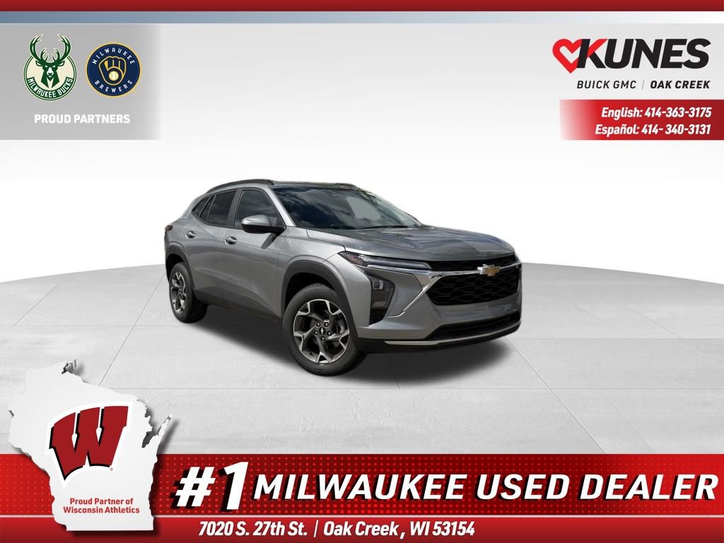 Used 2025 Chevrolet Trax LT
