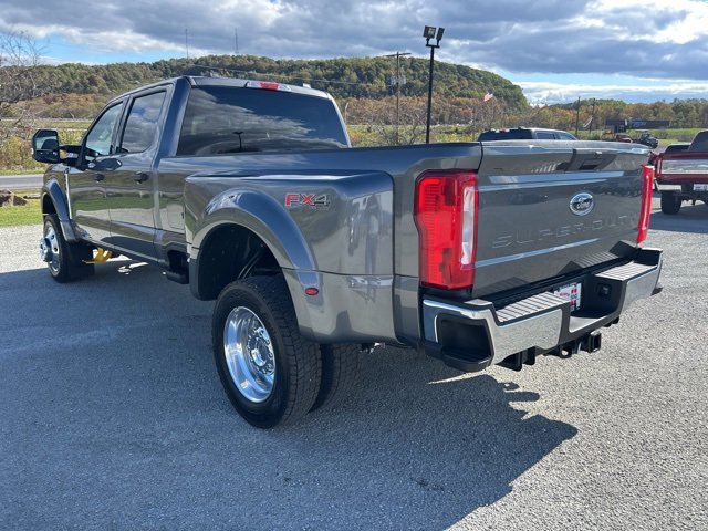 New 2026 Ford F450 XLT image 6