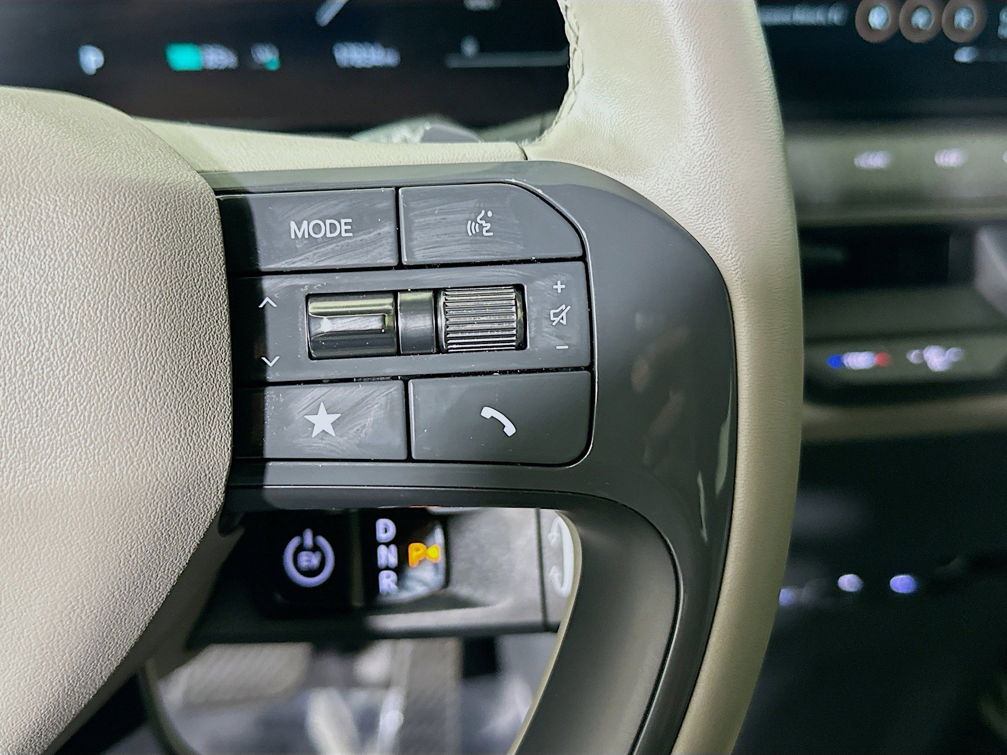 Used 2024 Kia EV9 Wind image 17