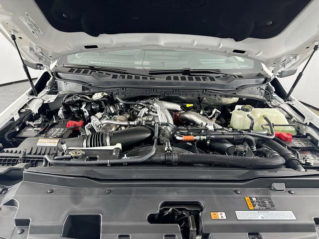 New 2026 Ford F450 Platinum w/ FX4 Off-Road Package image 32