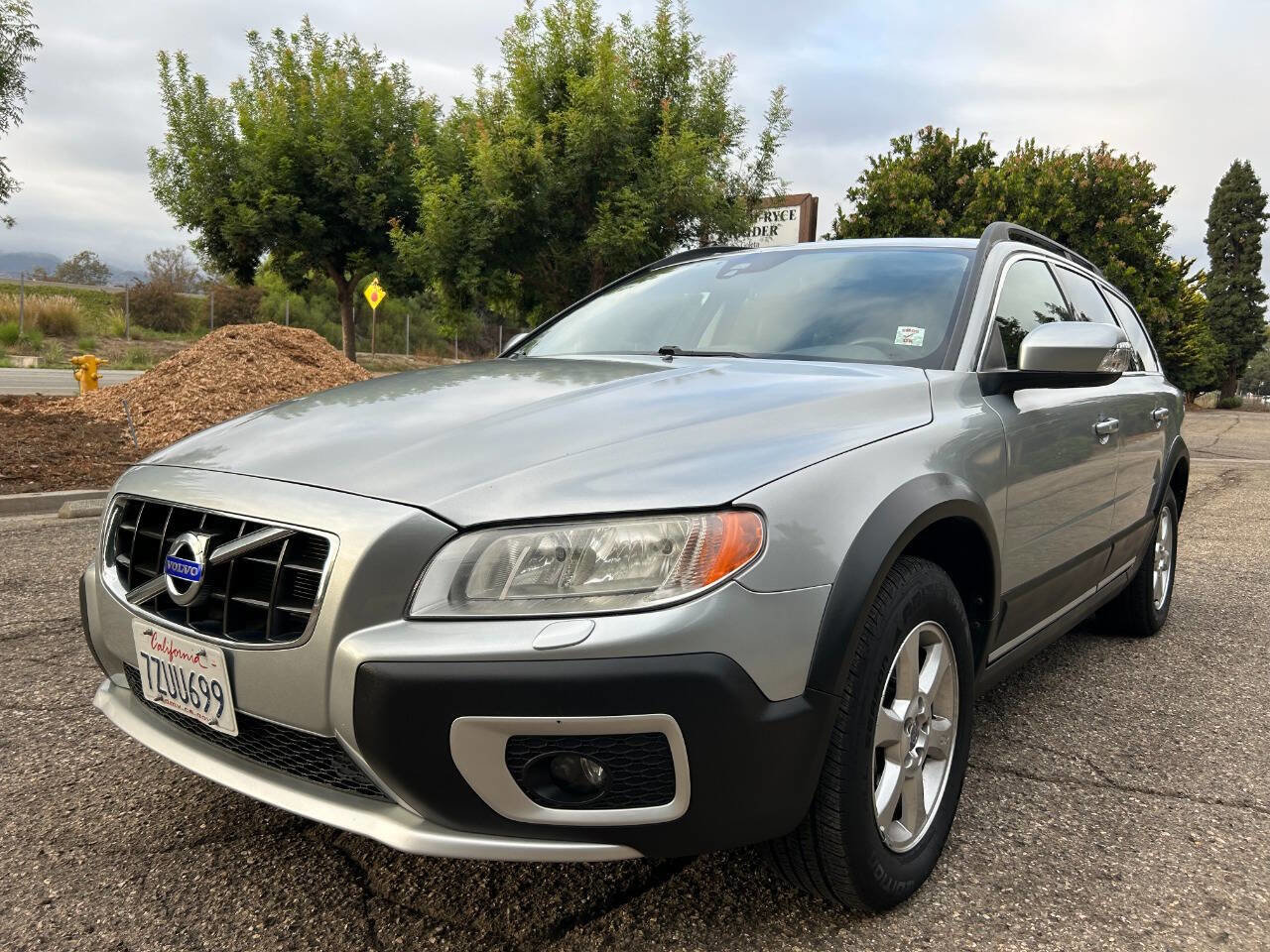 Used 2013 Volvo XC70 3.2 image 2