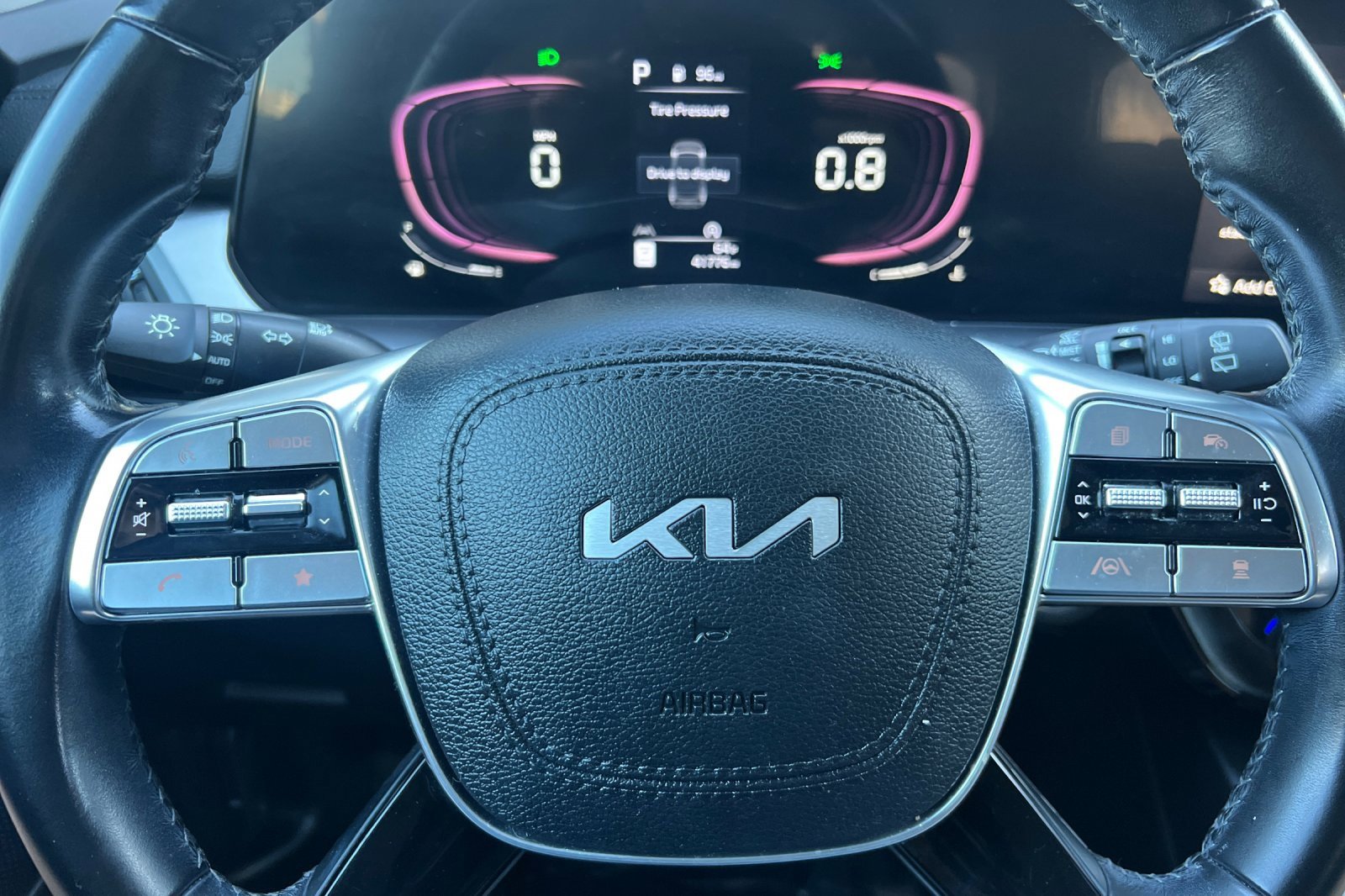 Used 2023 Kia Telluride LX image 24