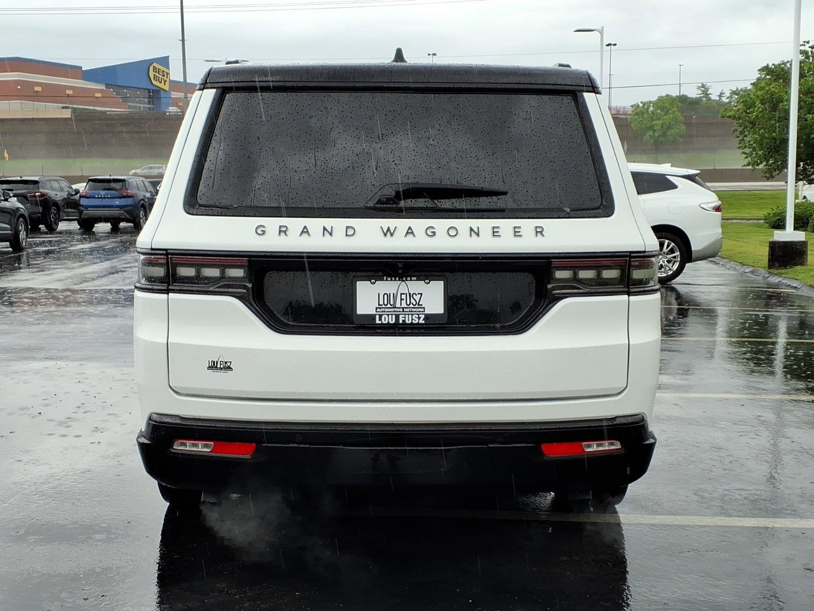 Used 2024 Jeep Grand Wagoneer L Series II w/ Quick Order Packagew 28T AWD/4WD image 31
