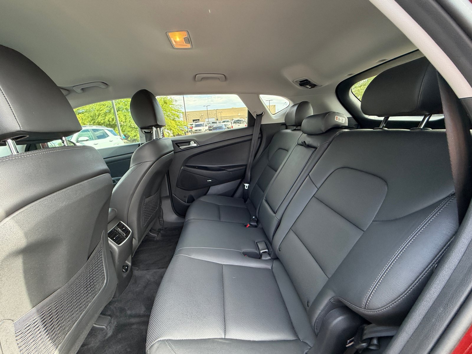 Used 2019 Hyundai Tucson Limited FWD image 17