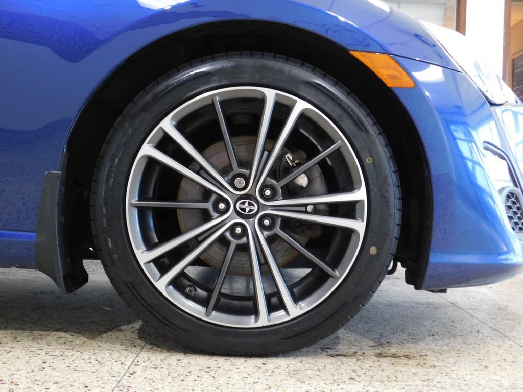 Used 2015 Scion FR-S RWD image 60