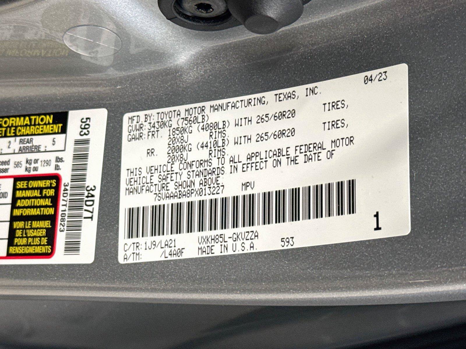 Used 2023 Toyota Sequoia Platinum AWD/4WD image 34