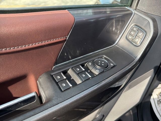 Certified 2022 Ford F150 Lariat w/ Equipment Group 502A High image 23