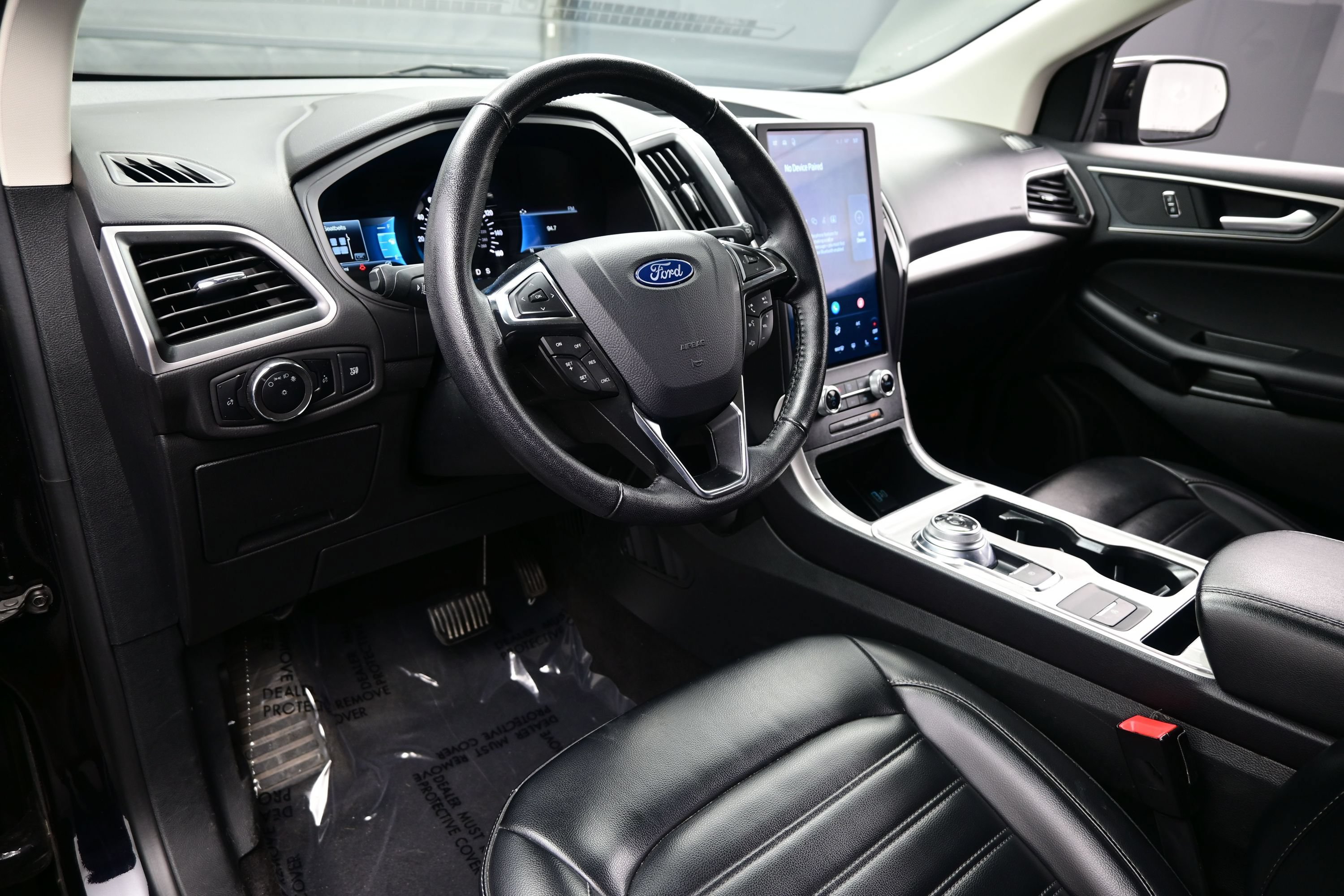 Used 2024 Ford Edge SEL AWD/4WD image 12