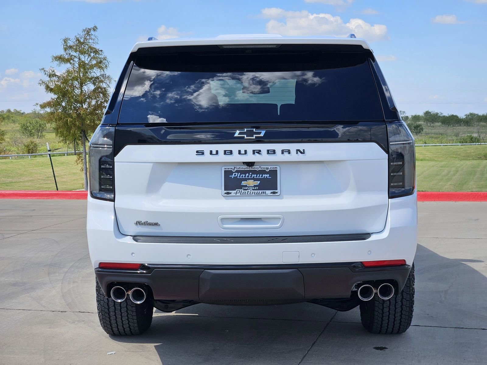 New 2026 Chevrolet Suburban Z71 image 9