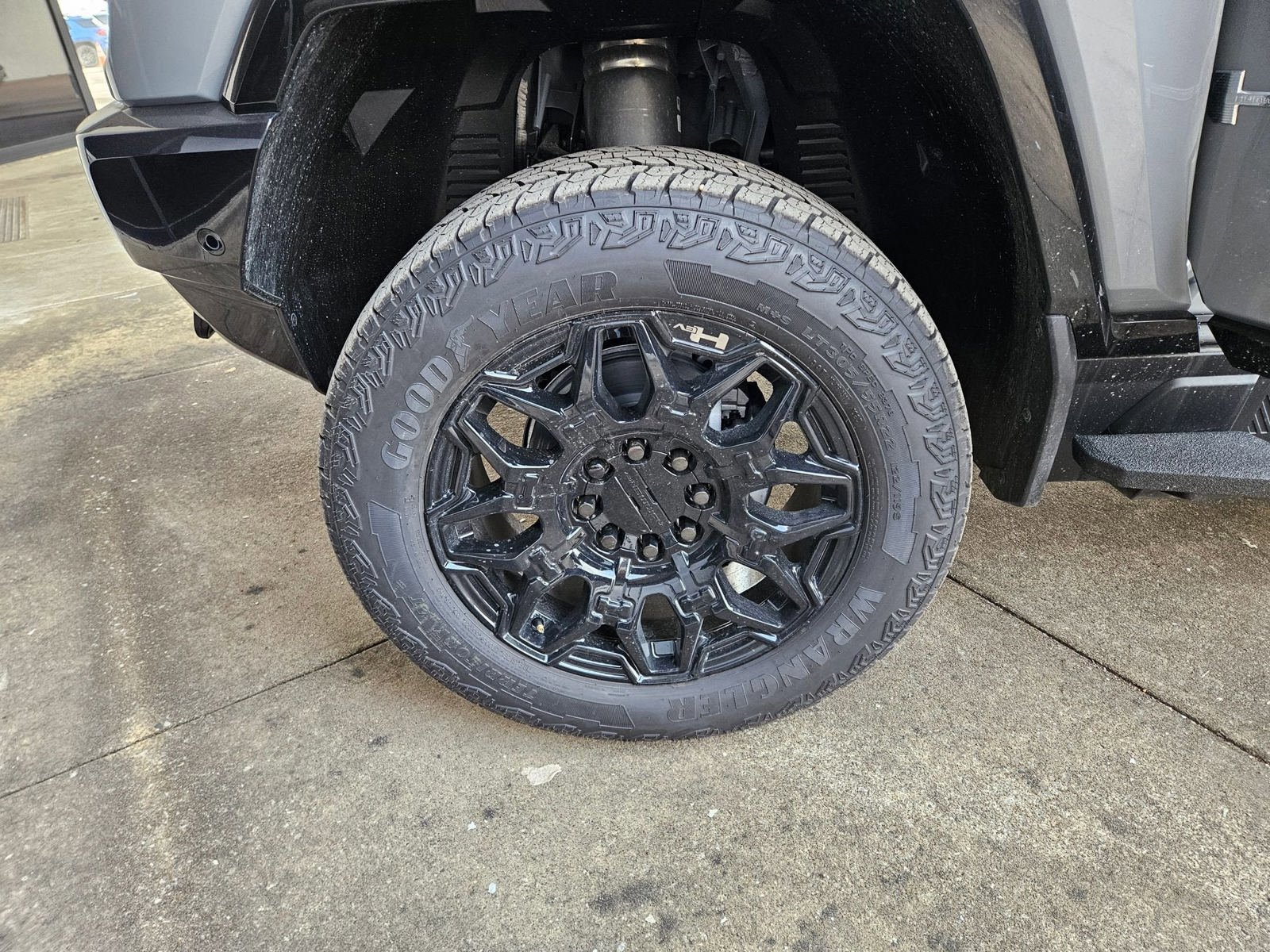 New 2026 GMC Hummer EV 4x4 Crew Cab image 30