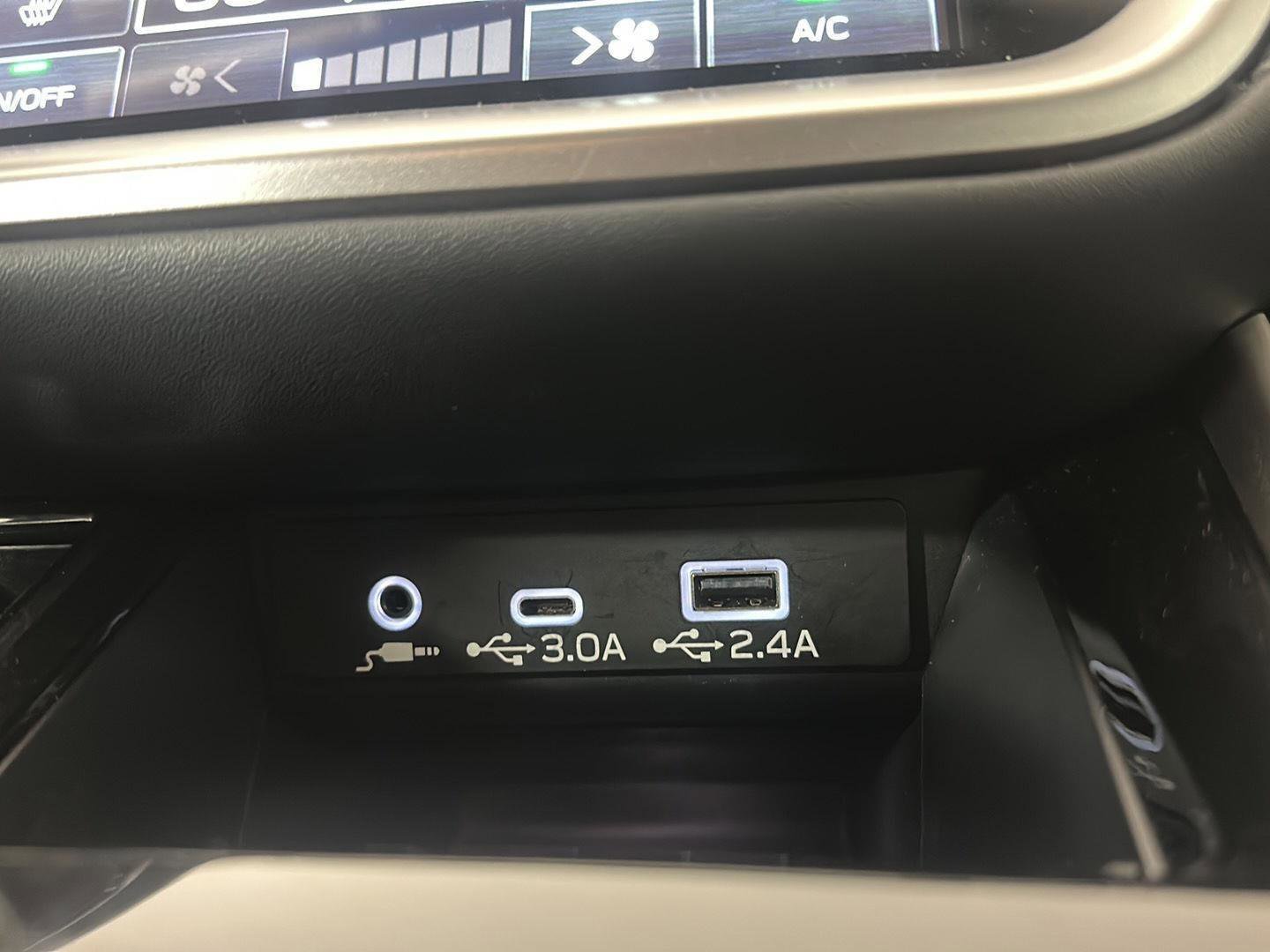 Used 2025 Subaru Outback Premium w/ Popular Package #1A AWD/4WD image 14