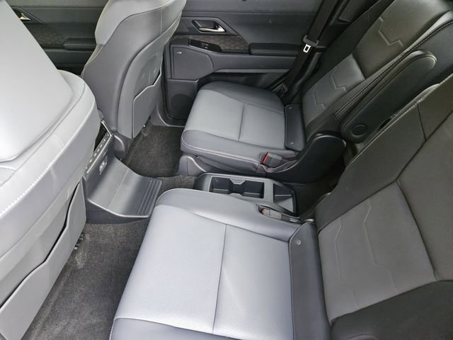 Used 2025 Lexus GX 550 image 28