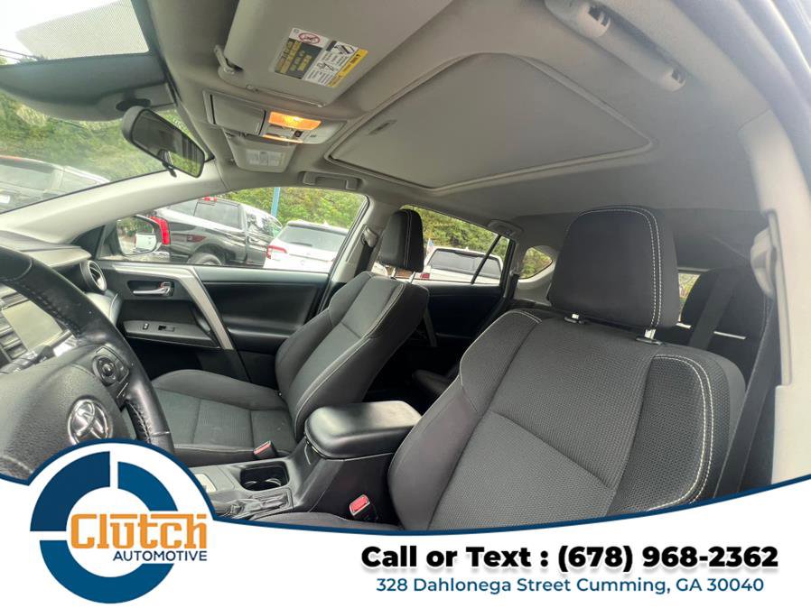 Used 2018 Toyota RAV4 XLE image 12