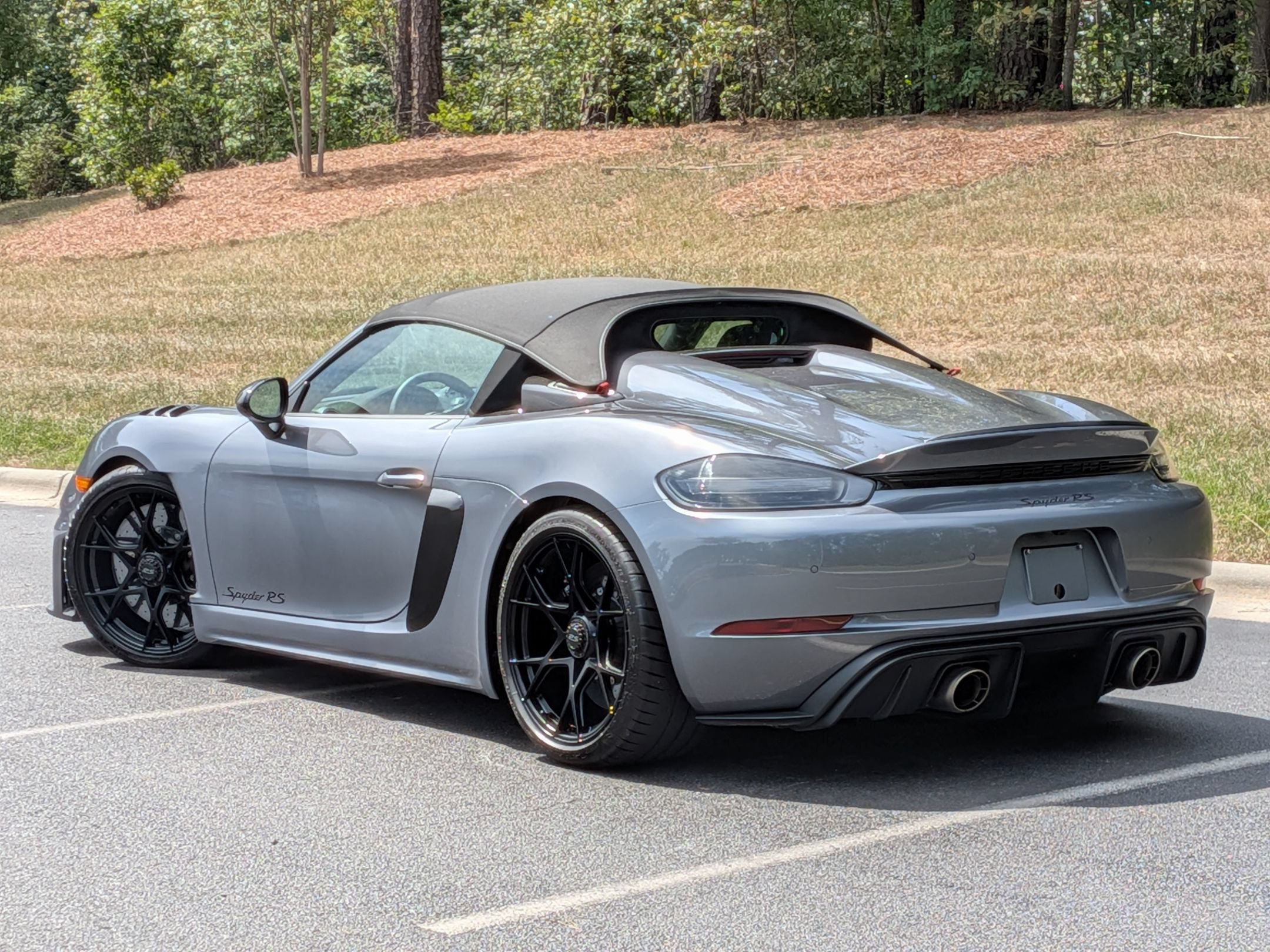 Certified 2024 Porsche 718 Boxster Spyder RS RWD image 3