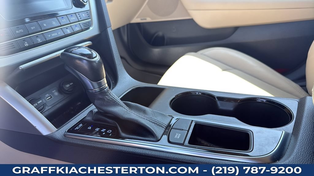 Used 2015 Hyundai Sonata Limited w/ Option Group 05 FWD image 28