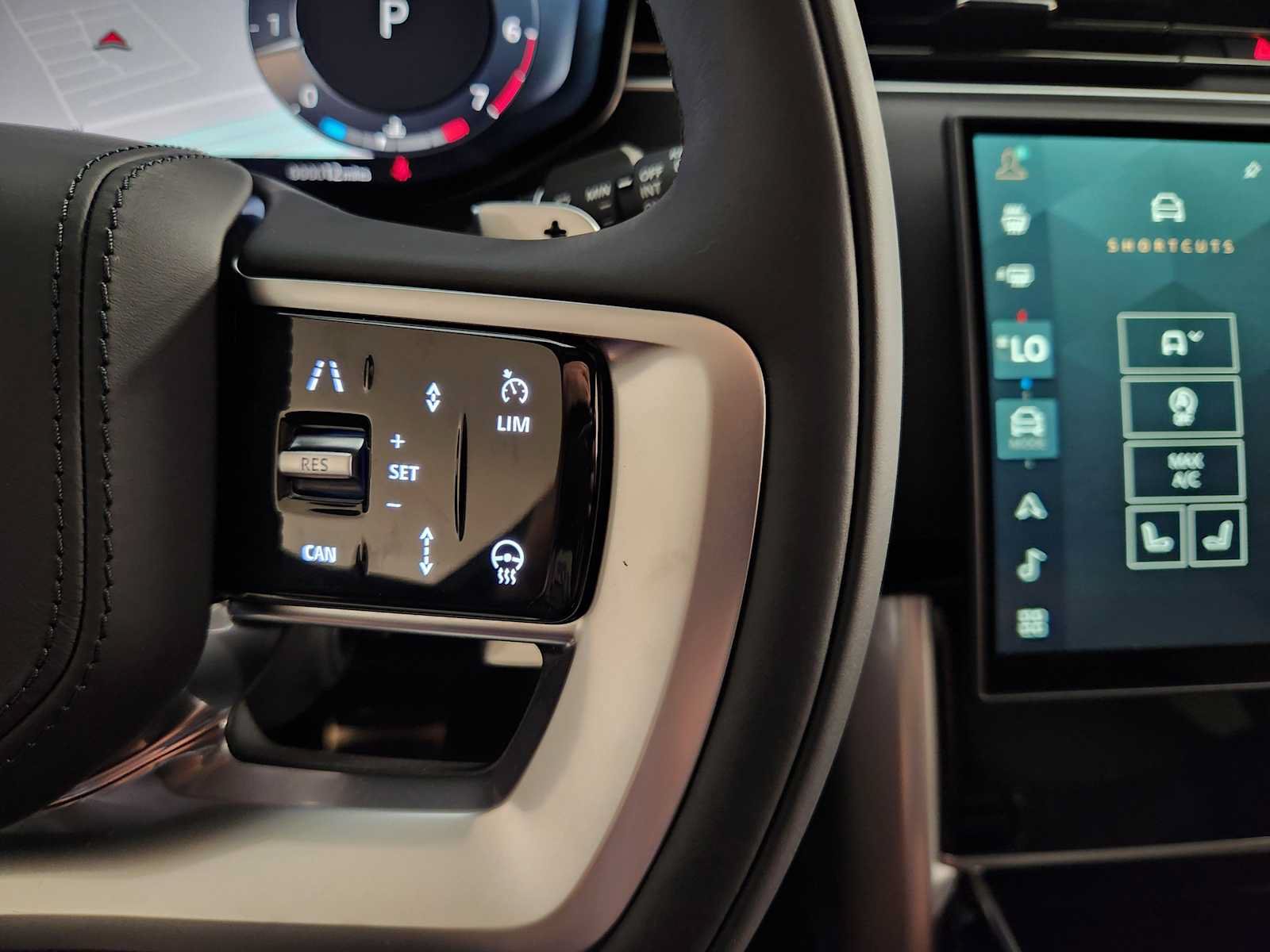 New 2026 Land Rover Range Rover SE AWD/4WD image 27