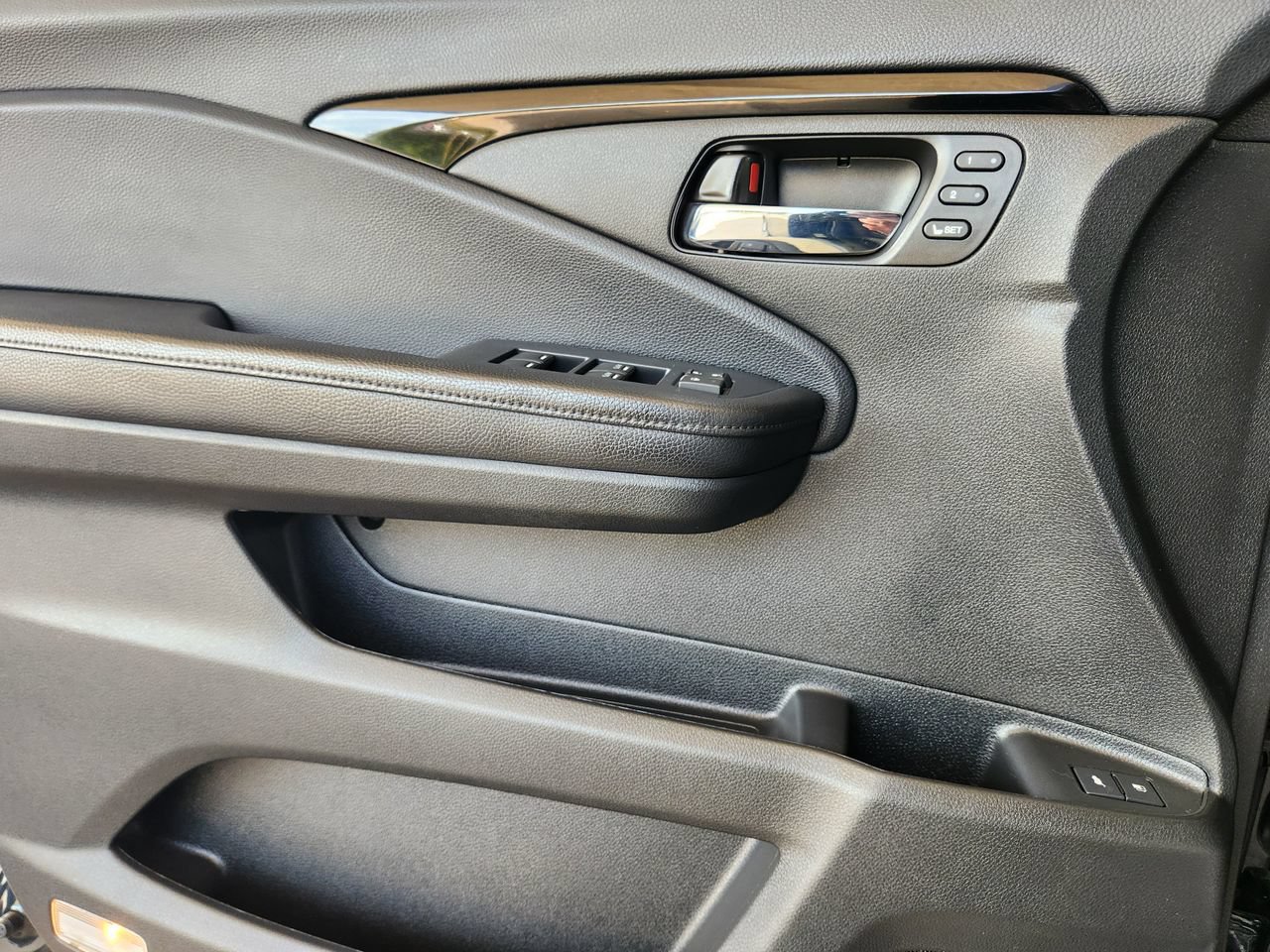 Certified 2020 Honda Passport Touring image 22