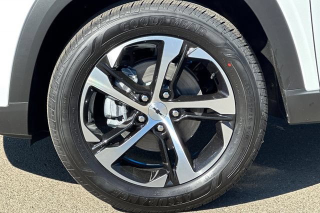 New 2026 Chevrolet Trax RS w/ Sunroof Package FWD image 37