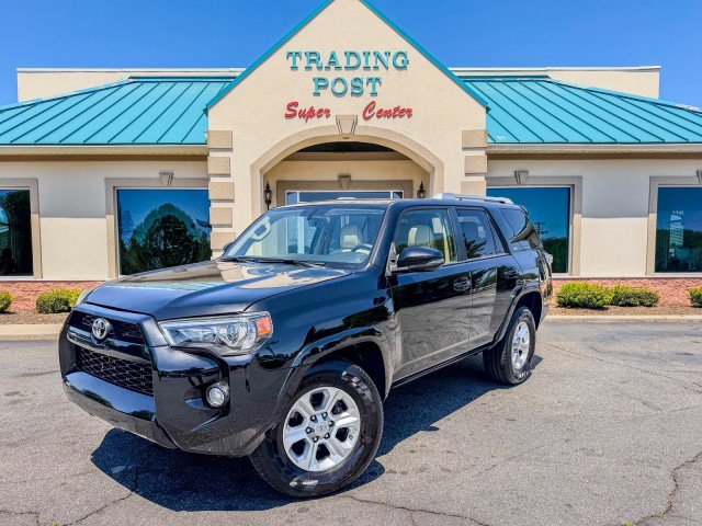 Used 2018 Toyota 4Runner SR5 Premium RWD image 2